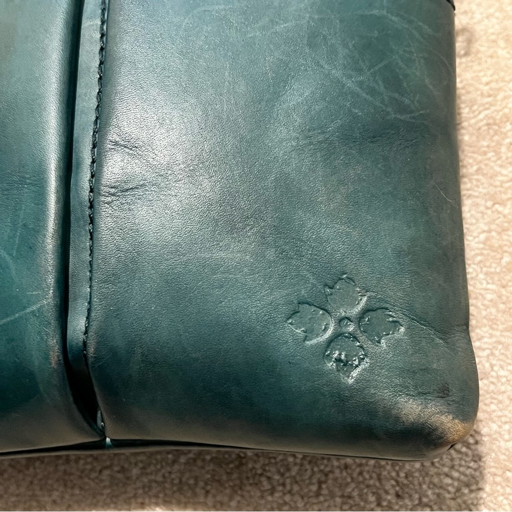 Patricia Nash Granada Green Woven Distressed Leather Messenger Crossbody Bag - Picture 6 of 15